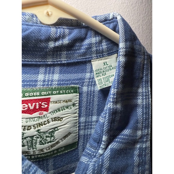 Levi's Men's XL Blue Plaid Flannel Classic Casual Style - Picture 6 of 6